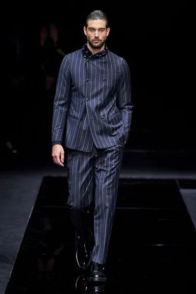 Look 45